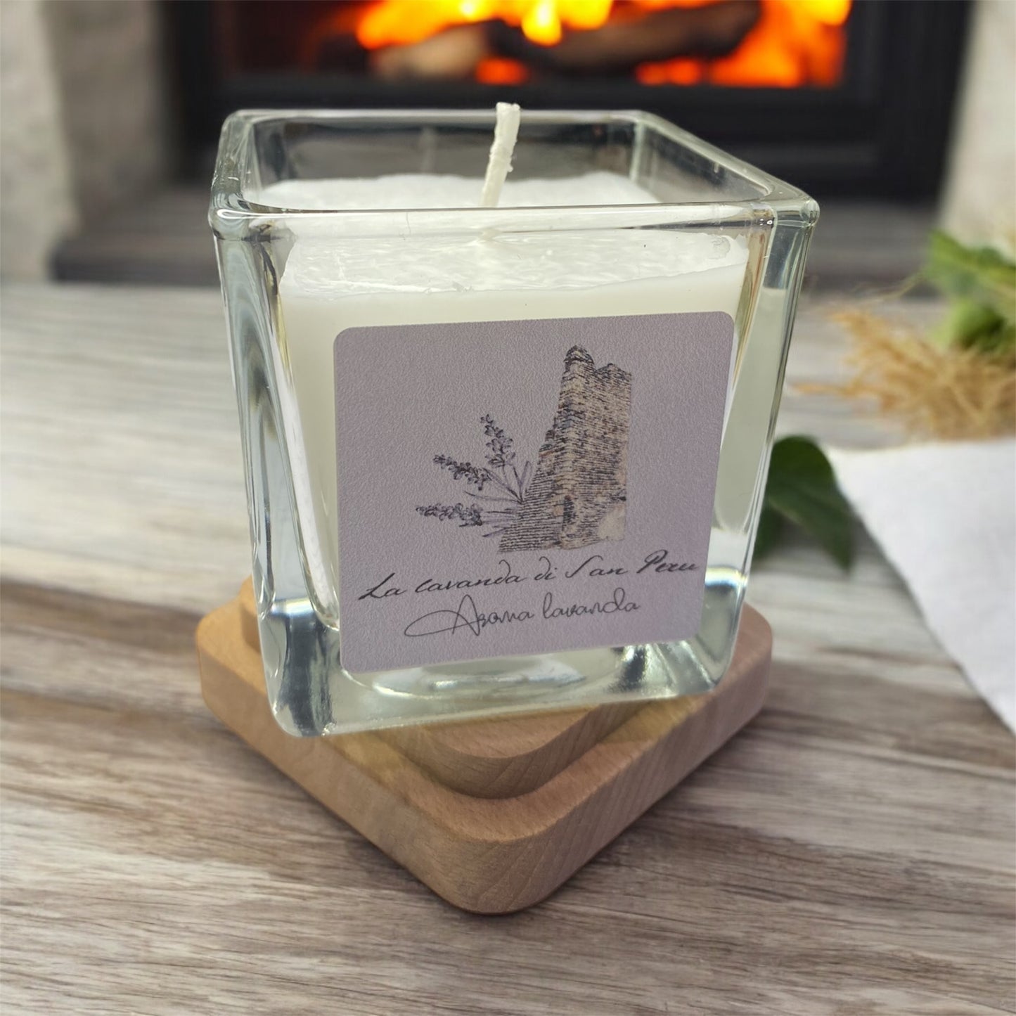 Candela con tappo in legno 80 gr