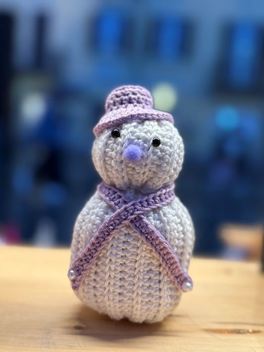 PUPAZZO DI NEVE IN UNCINETTO - Lilla